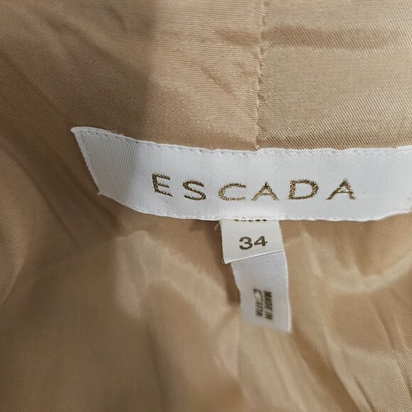 Escada Beige New Wool Pants Suit. Size 34 (small) - Picture 7 of 13